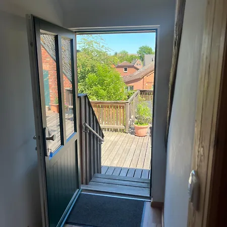 Gemuetliches Schwalbennest, Resthof, Dachterrasse In Schaalseenaehe *