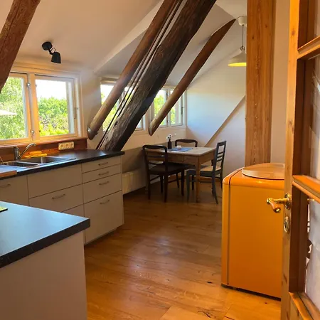 Gemuetliches Schwalbennest, Resthof, Dachterrasse In Schaalseenaehe *