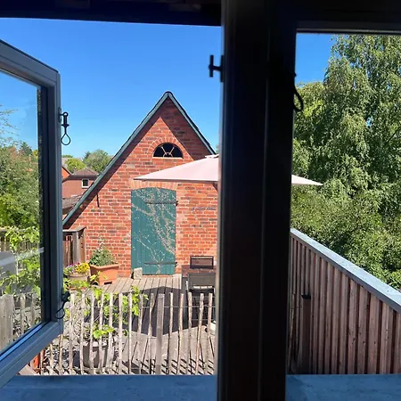Gemuetliches Schwalbennest, Resthof, Dachterrasse In Schaalseenaehe * Sterley