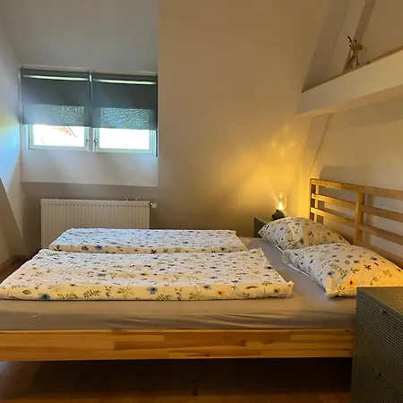Gemuetliches Schwalbennest, Resthof, Dachterrasse In Schaalseenaehe Apartamento Sterley